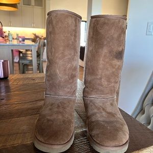 Women’s tall UGG boots